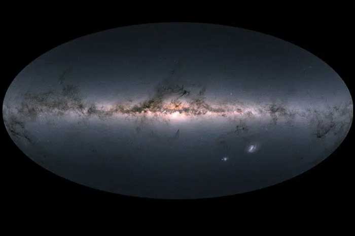 موضوع کنجکاوتر از چگونگی شکل گیری جهان: آیا ما در جهان تنها هستیم؟