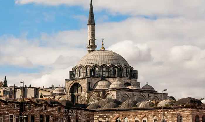 مسجد رستم پاشا