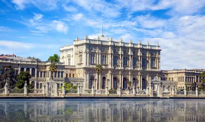 کاخ دولما باغچه