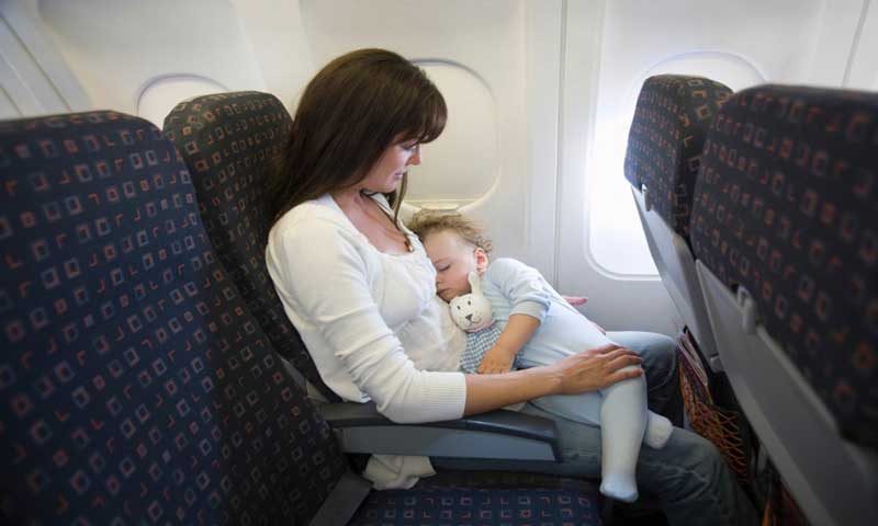 امکانات پرواز برای مسافران کودک