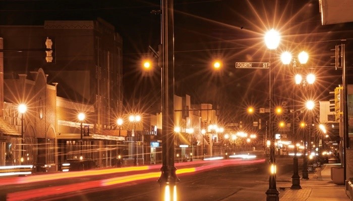  انواع روش‌های نورپردازی شهری با استفاده از چراغ‌های خیابانی