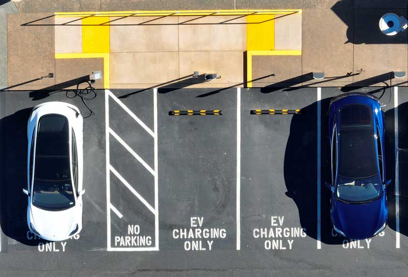 خدمات مرتبط با خودرو