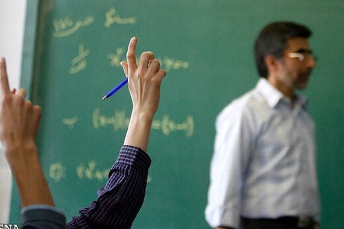 مجوز استخدام بیش از ۵۰ هزار معلم جدید صادر شد