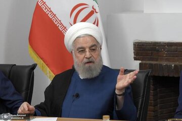 روحانی: کشور را به حزب اللهی‌ها بدهیم و بقیه از کشور بروند؟
